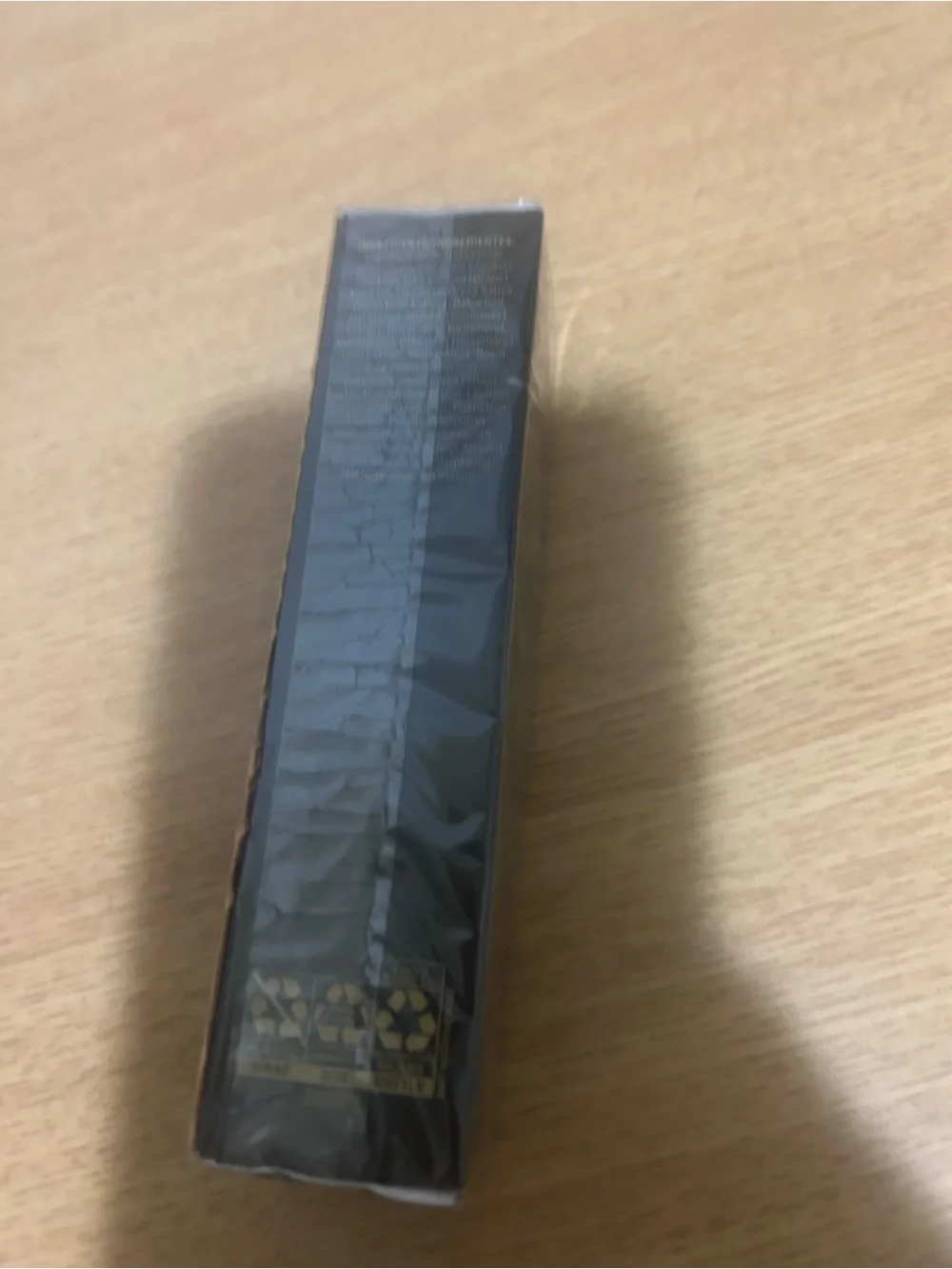 JAFRA Royal Defy Antioxidant Face Oil - Black and Gold